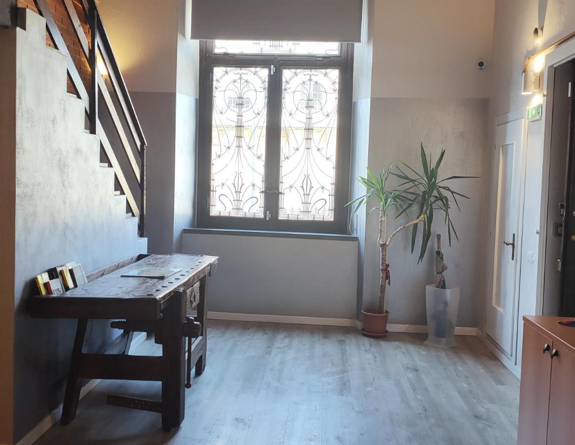 Apartment Nido Stazione Bergamo Exterior photo